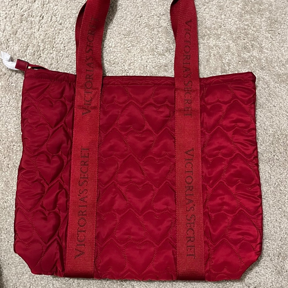Heart tote bag